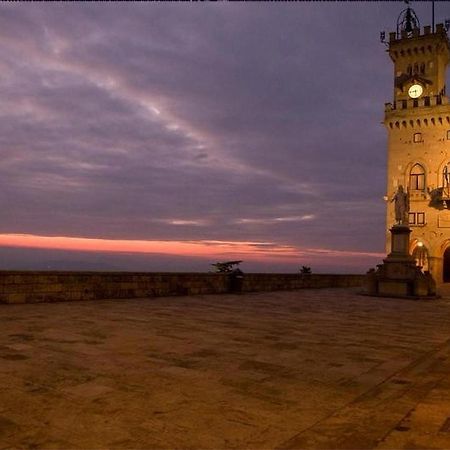 Hotel La Rocca San Marino Luaran gambar