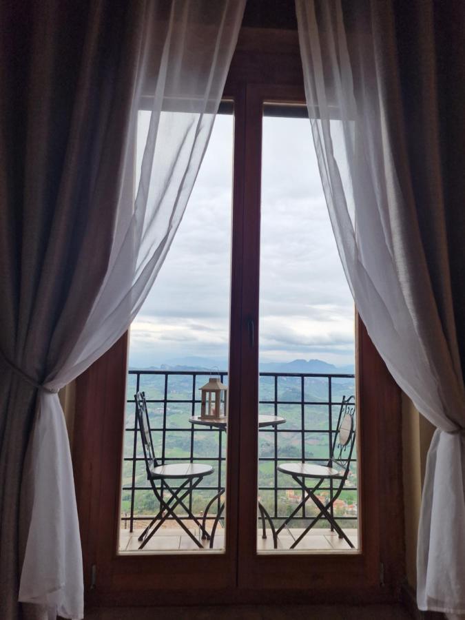 Hotel La Rocca San Marino Luaran gambar